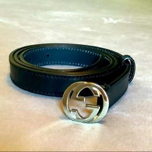 GUCCI THIN BELT BLACK WOMEN 85/34.